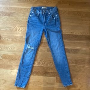 Madewell Mid-Rise Perfect Vintage Jean Size 23